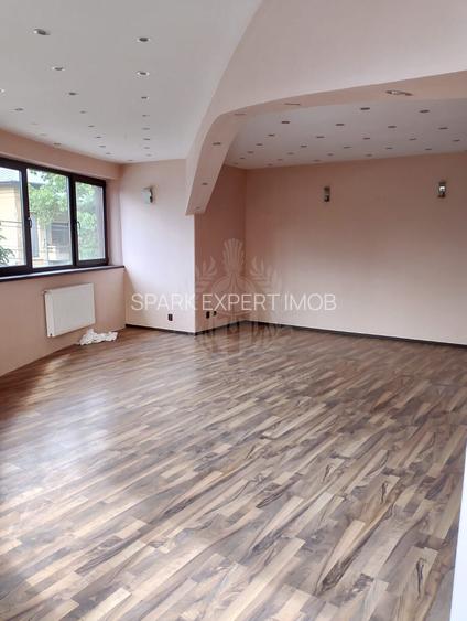 CLINICA MEDICALA//AFTER SCHO0L// CENTRAL PLOIESTI - 4