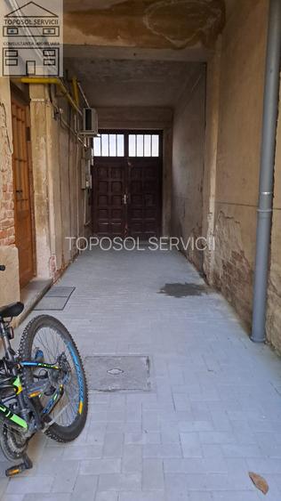 Apartament semi decomandat ultracentral in localitatea Oradea - 2