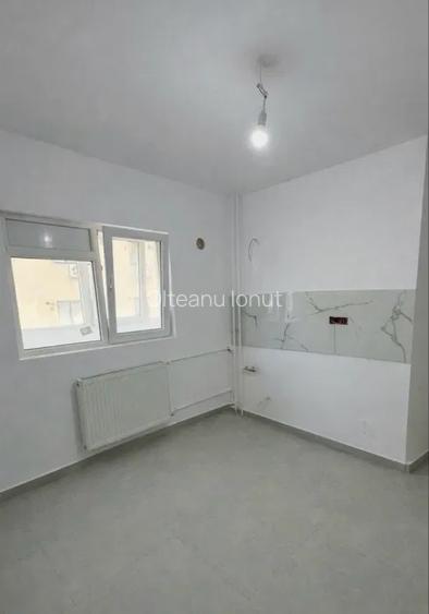 Apartament 2 camere in zona Vitan (fostul Prosper) pretabil si spatiu comercial - 4