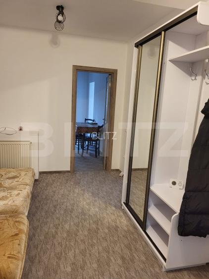 Apartament cu 3 camere, 68mp + 22mp depozitare, parcare, zona Porii - 9