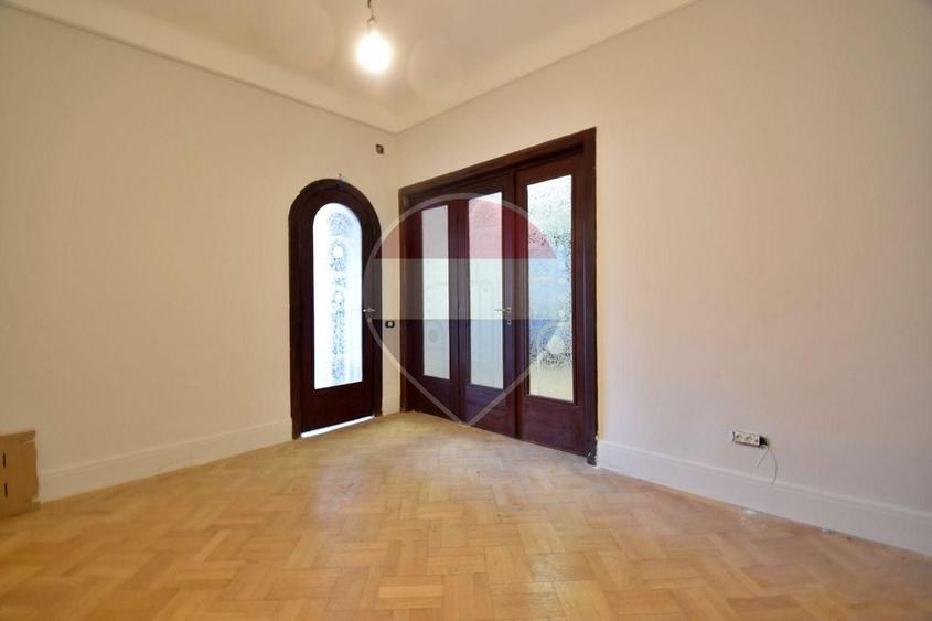 INCHIRIERE Spatiu comercial în zona Rosetti