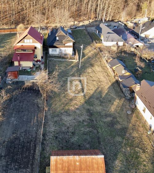 Casa de vacanta spatioasa de vanzare 6 dormitoare in Gura Humorului