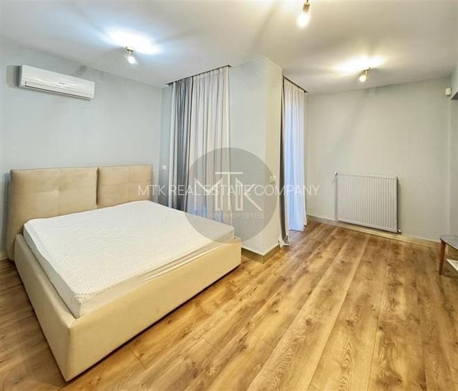 VILA INDIVIDUALA de LUX in Complex | 8 camere | Mobilata&utilata | 4 locuri de p - 41