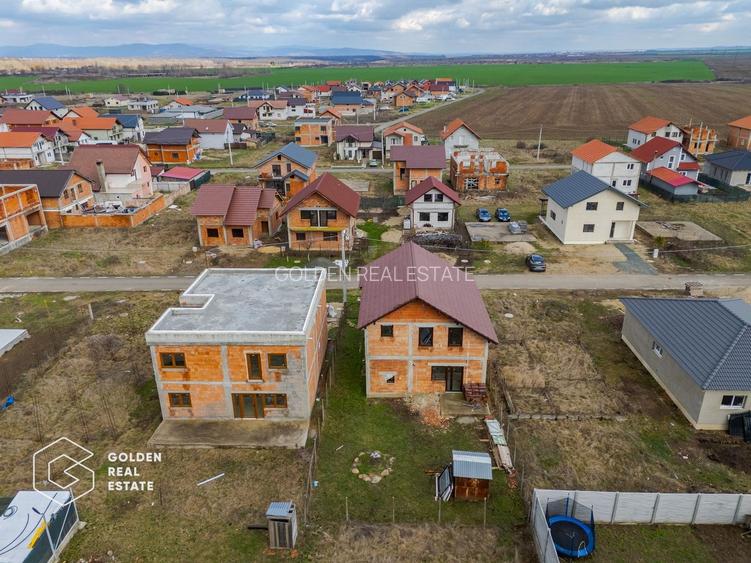 Casa  P+M  in  Fantanele,  ideală pentru personalizare - 33