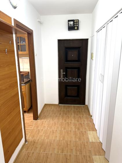 Apart 3 camere spatios, mobilat+utilat, zona accesibila - 2