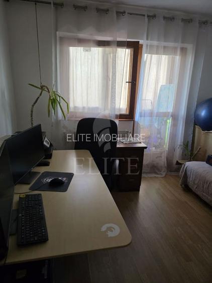 Apartament 3 camere în zona MOGOSOAIA - 11