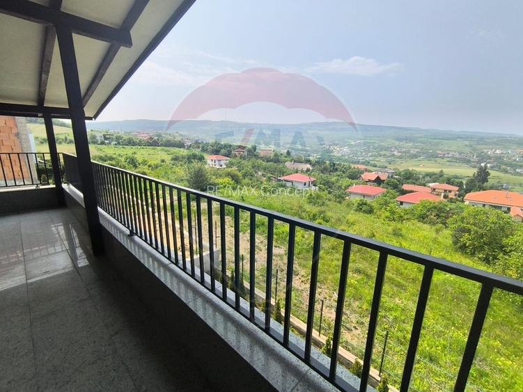 Casă 4 camere de inchiriat in Borhanci - 40