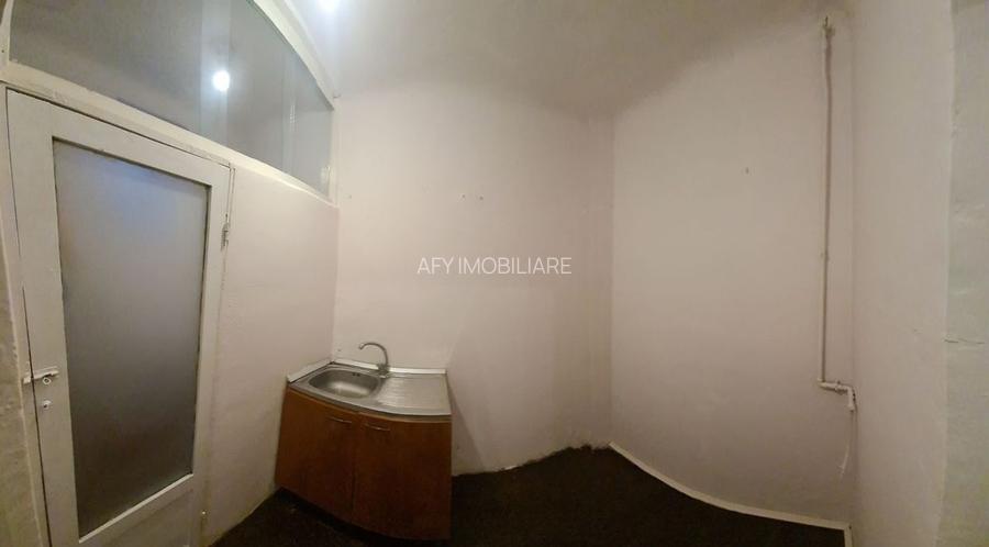 De Vanzare Casa Individuala cu 1 camere, Romana sector 1 - 6