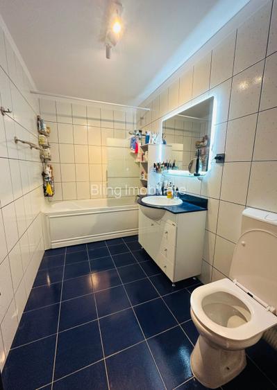 Apartament cu 2 camere, decomandat, zona Porii - 7