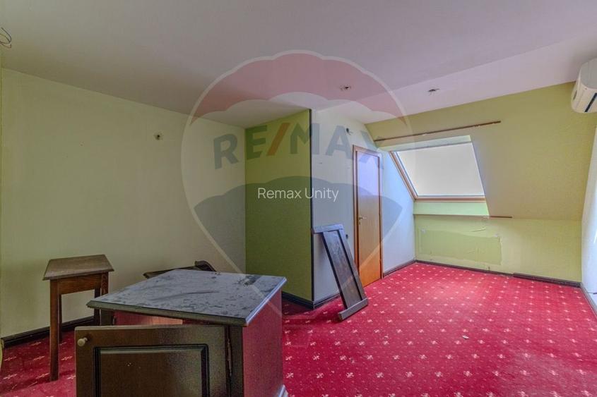Activ Hotelier SubEvaluat | 18.000 mp construiti | 3 ha teren | BRASOV - 40