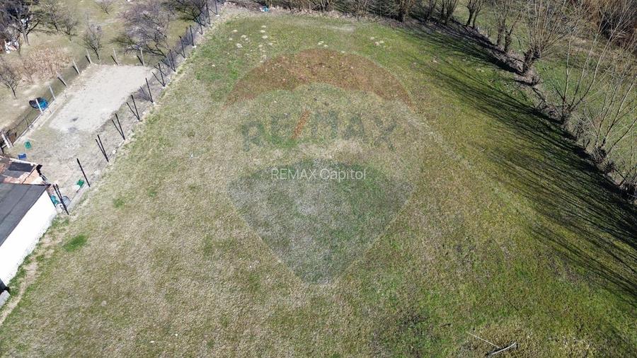 Teren intravilan 1,486mp Zarnesti / Soseaua Branului - 9