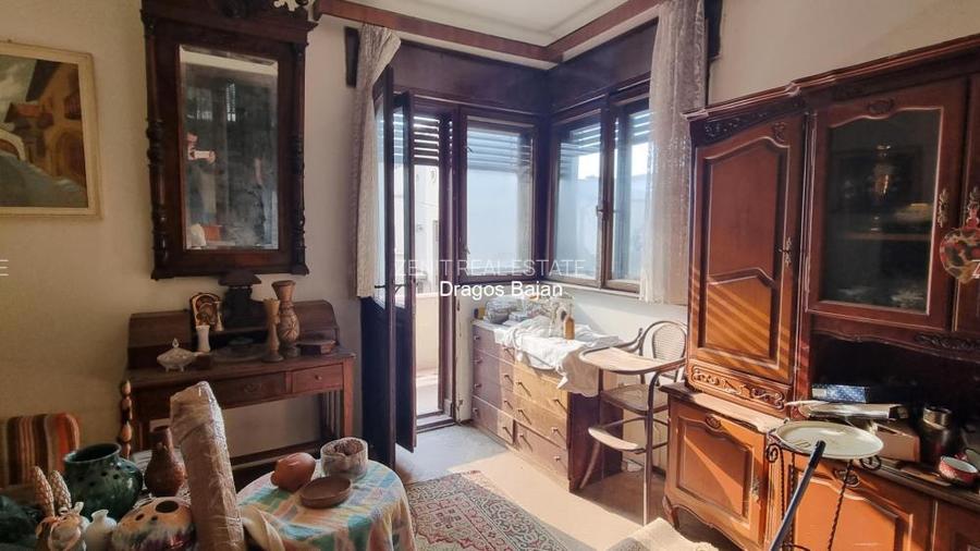 Alba Iulia // Etaj in vila // curte - 2