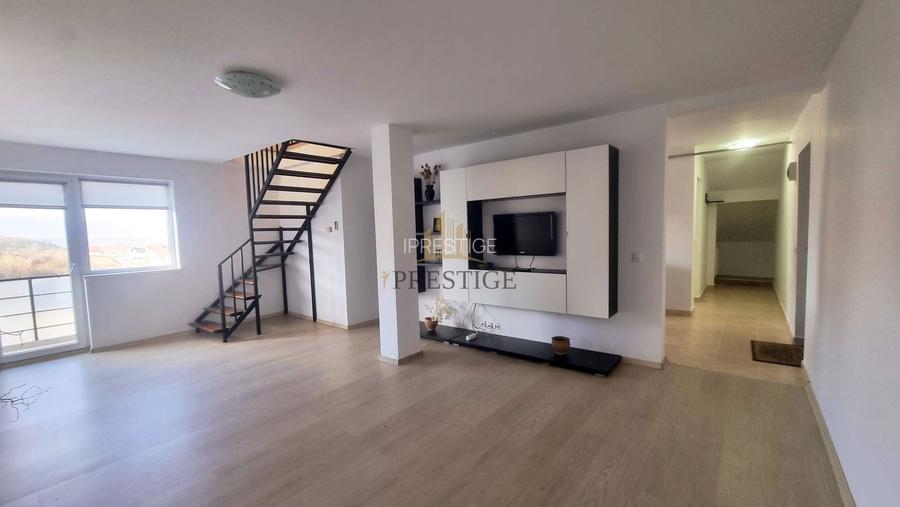 Apartament 3 camere, 115 mp,  balcon, zona Valea Aurie, COMISION 0 - 2