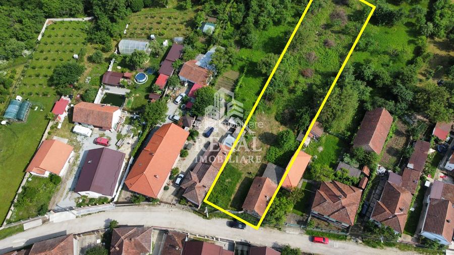 Casă de vânzare cu teren generos – 2.500 mp - 2