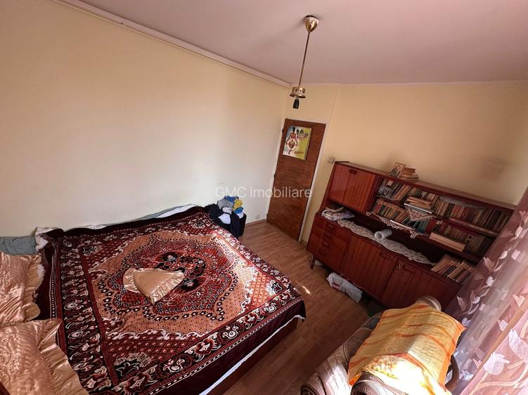 De vanzare apartament 3 camere 2 bai zona Crangasi - 7