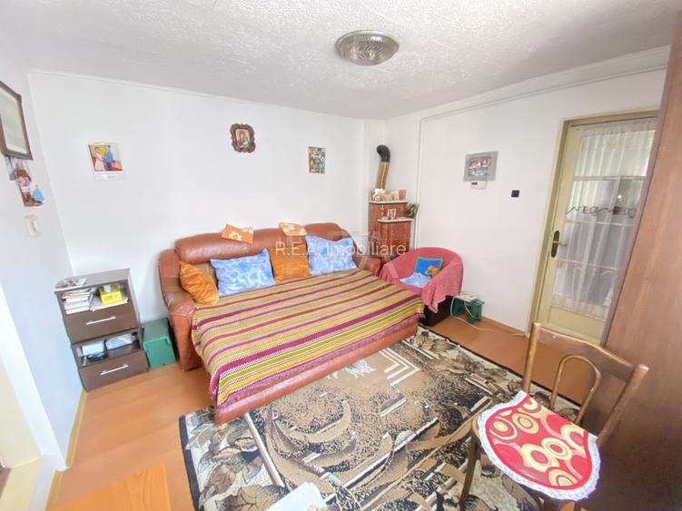 Casa cu Garaj- Zona Teius - 3