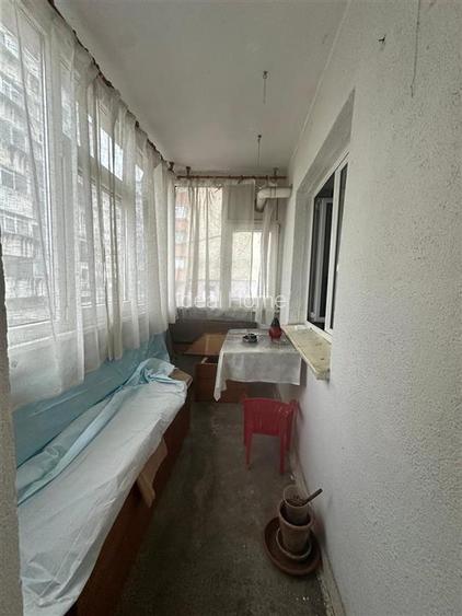 Nicolina - 4 Camere Decomandat - 2 Bai - Bloc 1986 - 11