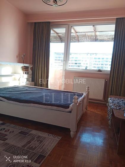 Apartament 4 camere în zona PIATA 14 IULIE - 5