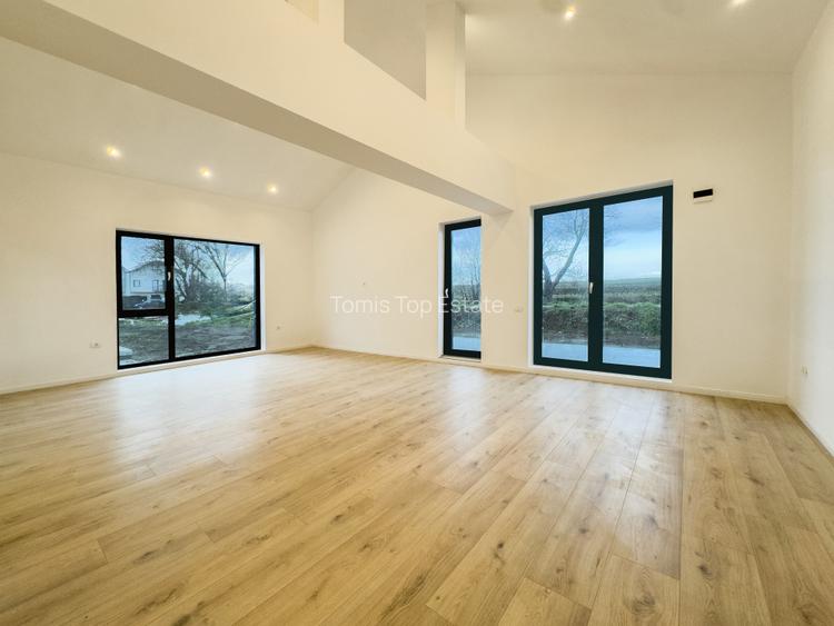 Casa la sol in Valu lui Traian, pe partea dreapta, ST 400mp - 5