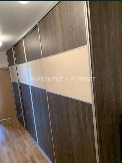 Apartament cu 2 camere decomandate si balcon -Zona centrala, Str. Eroilor - 4