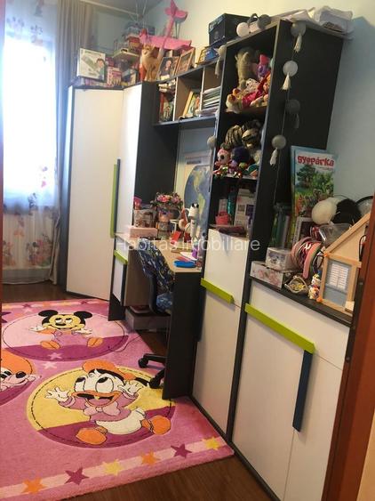 Apartament 3 camere, decomandat, in Floresti, in spate la Vivo - 8