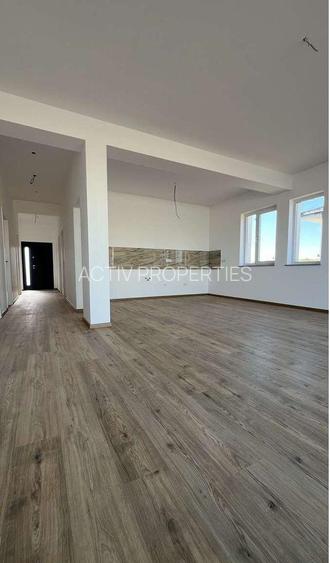 Casa parter 2025, cu 4 dormitoare, 2 bai, teren 400 mp+drum servitute 9m latime - 2