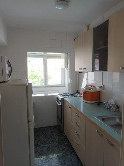 Ofer spre inchiriere garsoniera  - 10