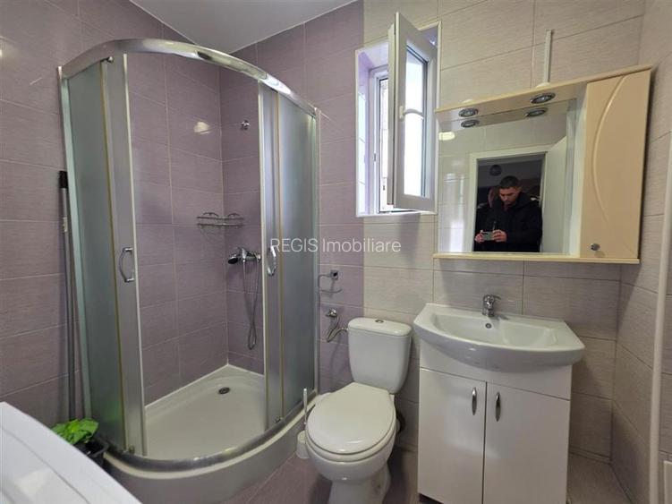 Garsoniera Tractoru langa Coresi cu loc de parcare - 5