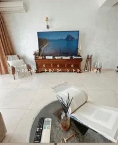 Apartament spectaculos in Mamaia la doar 1.5 km de oras. Parcare inclusa - 3