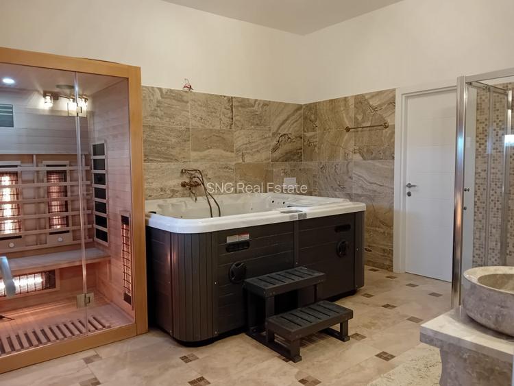 De vanzare vila exceptionala in stil Neo Romanesc cu vedere la lac si padure - 17