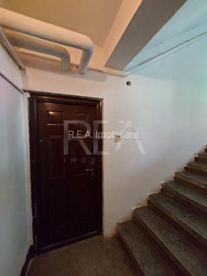 3 camere Parc Floreasca, 58 mp, inst. schimb., anvelopat -  de renovat - 14