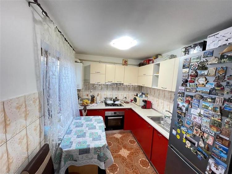 Casa  P+M de vanzare  zona Victoriei-Tulcea - 10