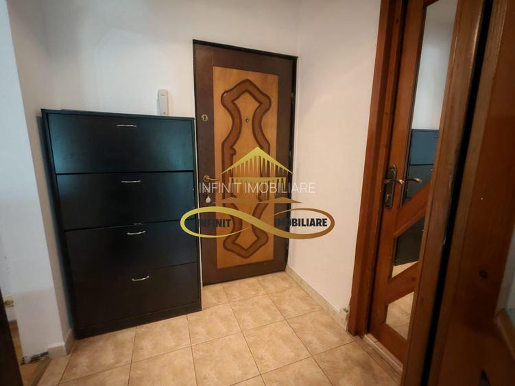 De închiriat apartament 2 camere decomandate,  etaj 1 - 3