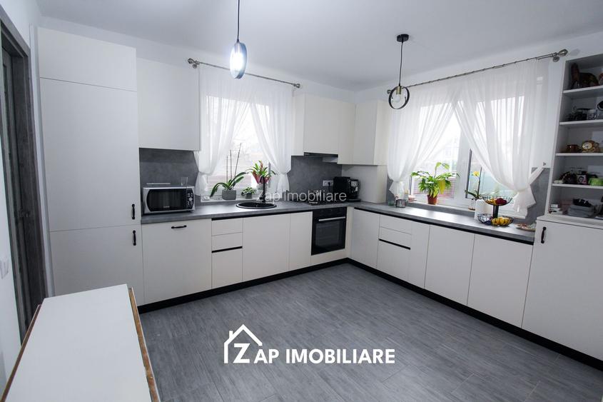 Casa 1 nivel la cheie cu absolut tot in ea - Nazna - 7