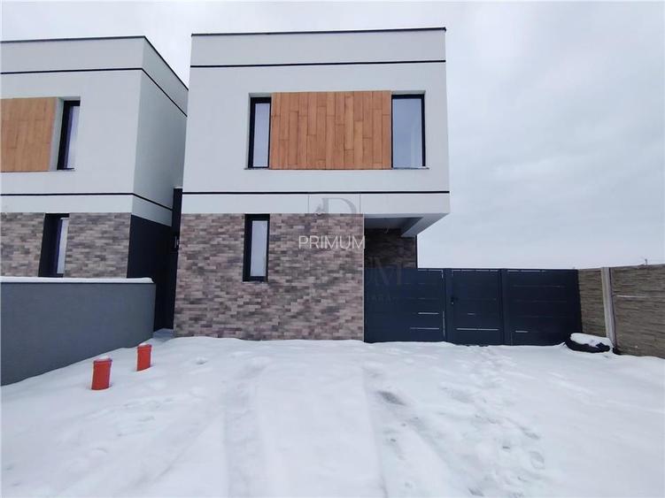 Comision 0 % - Duplex despartit prin camera tehnica - balcon mare - teren 370 mp - 2