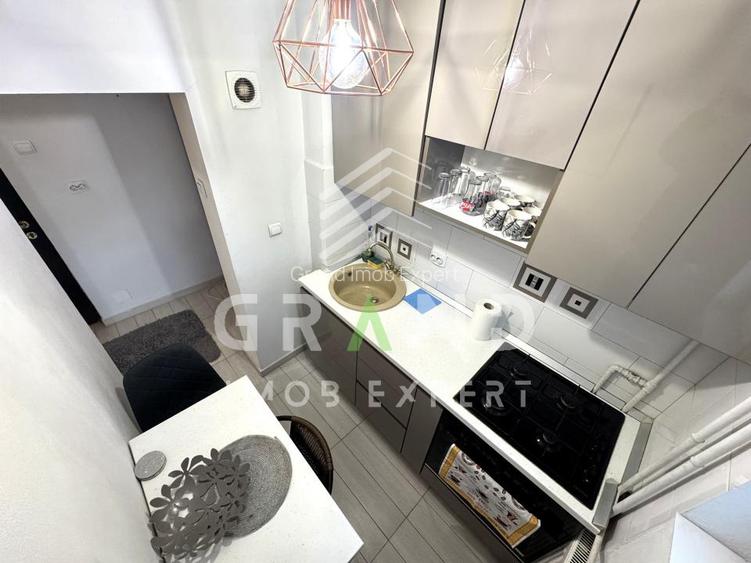 Garsonieră 30 mp | decomandată | modernă | balcon închis | P-ța Cipariu - 8