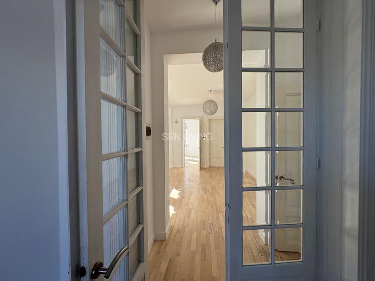 De inchiriat vilă interbelică restaurată - 354 mp utili - D+ P + 1+M  - Capitale - 2