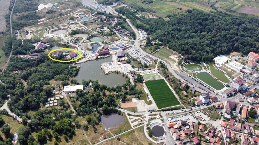 AFACERE LA CHEIE - Complexul turistic in incinta lacurilor Ocna Sibiului - 24