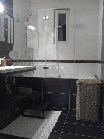 Apartament de închiriat – 3 camere, terasă panoramică, zona Grand Hote - 8