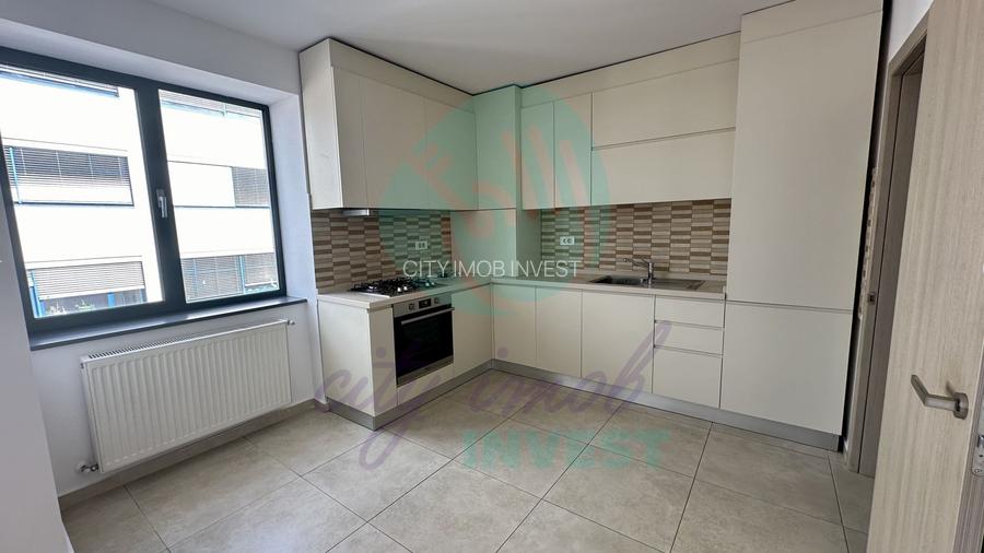 Spatiu cu view si terasa ideal atat pentru birou cat si pentru locuinta - 5