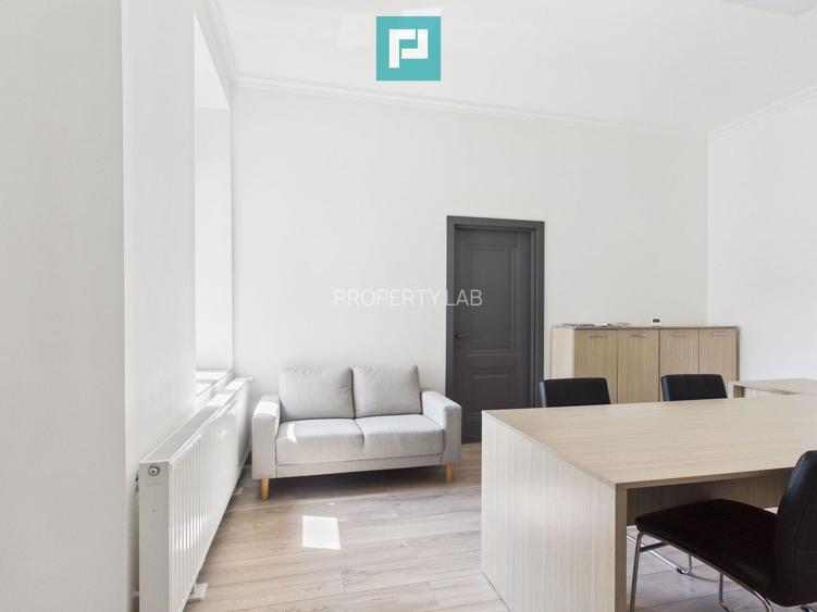 Spațiu central Jiga – birou sau locuință - 4