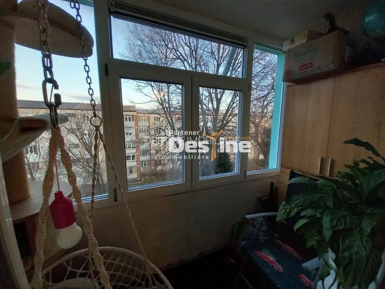 Apartament 2 camere 42 mp renovat cartier Smirodava Roman - 11