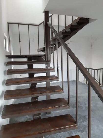 Casa de vanzare |Otopeni | Central | - 11