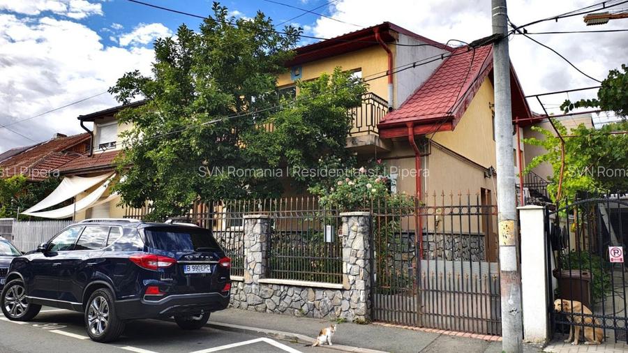 REV2004973 Vila  de vanzare intre Parcul Tineretului si Parcul Carol - 2