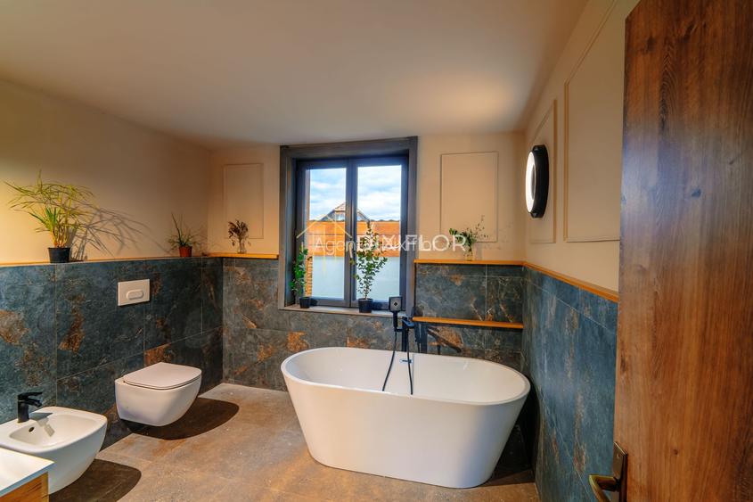 Casă impresionantă lângă natură la câteva minute de oraș - 7