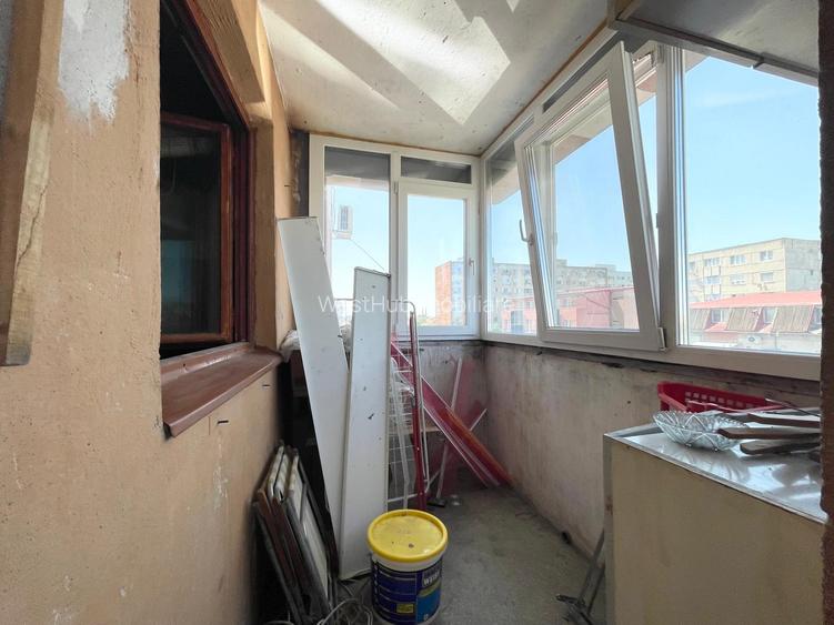 Apartament 3 camere pentru investitie - Complexul Studentesc - 11