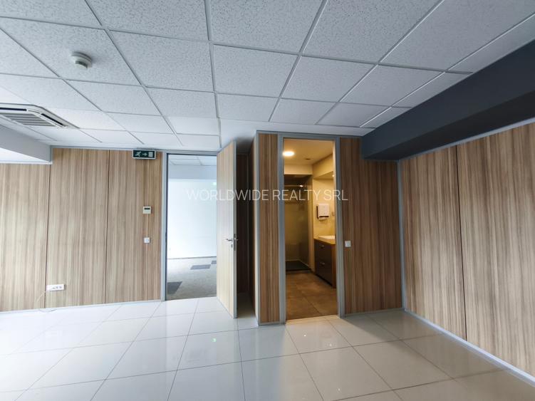 Pod Baneasa - spatiu renovat in cladire de birouri - 2