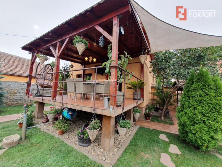 Oportunitate de investitie: 2 case total 8 camere si SAD - Freidorf - 8