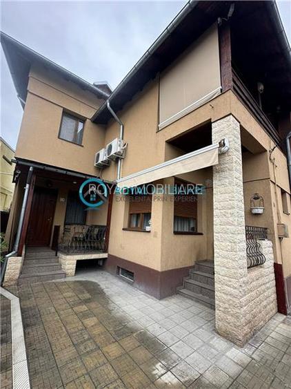 Royal Imobiliare - Vanzare vila zona Democratiei - 24