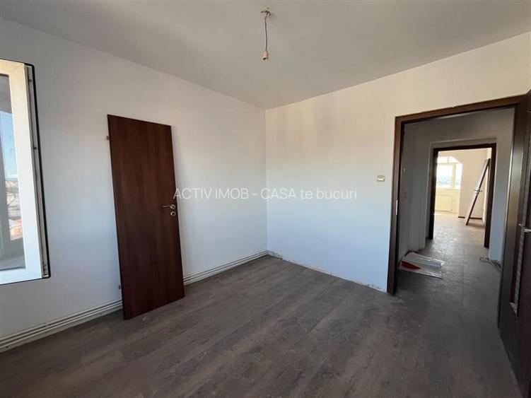 Lugoj, Apartament 3 Cam., 84 Mp., Semidecomandat, et.6, Central Blocul Postei - 38